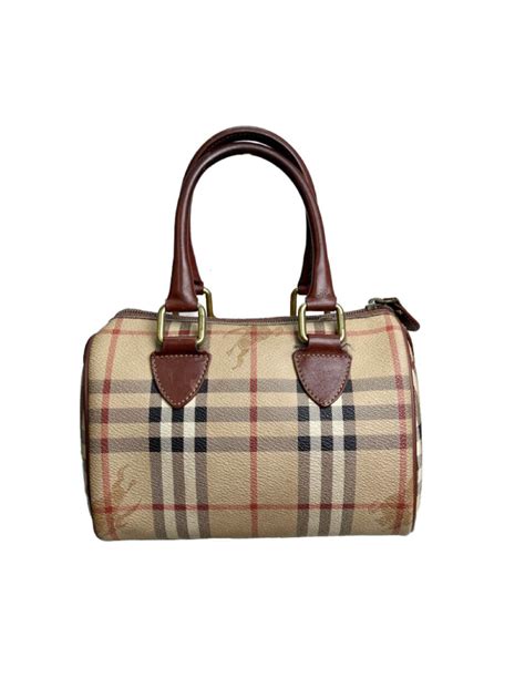 burberry bauletto costo|Bags .